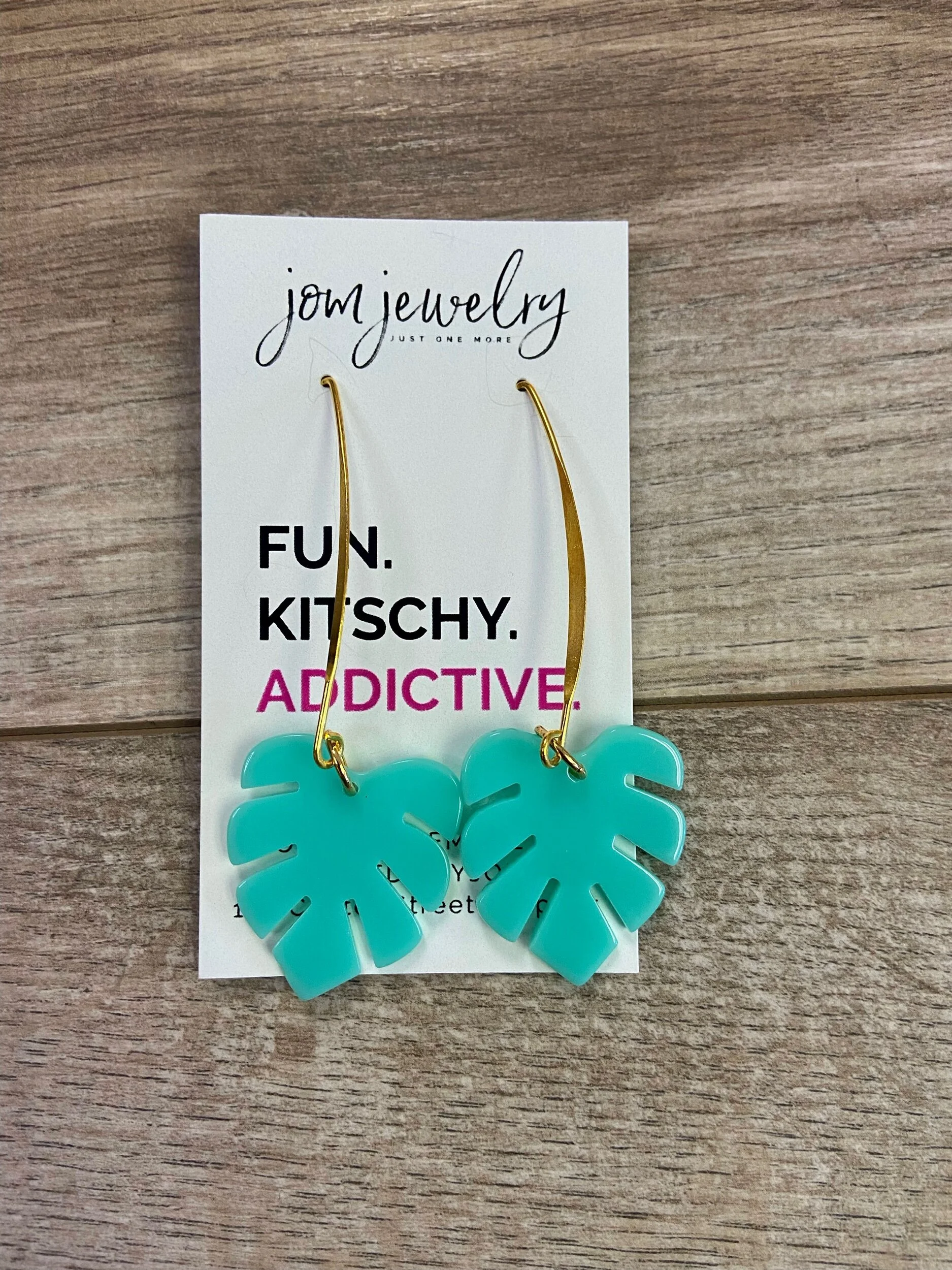 AA48239F-1052-40E9-BD08-097C7A8402E7