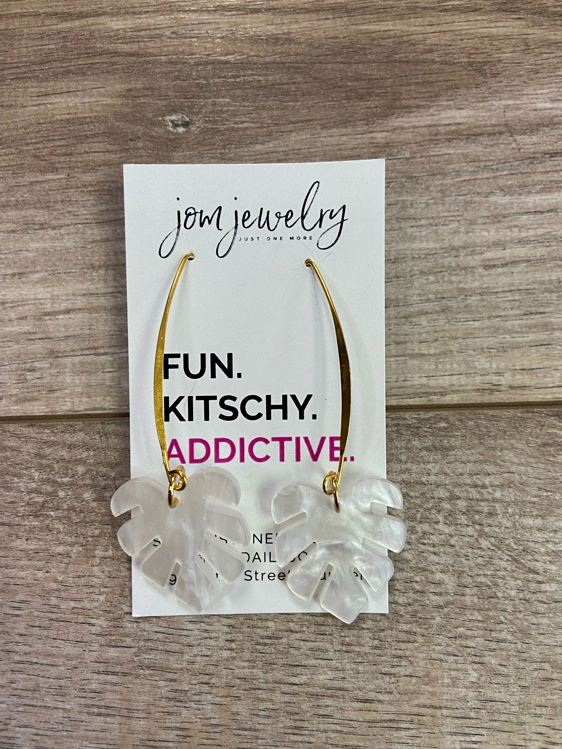 0267FBA0-667E-43B2-8DB3-0572E20249D4