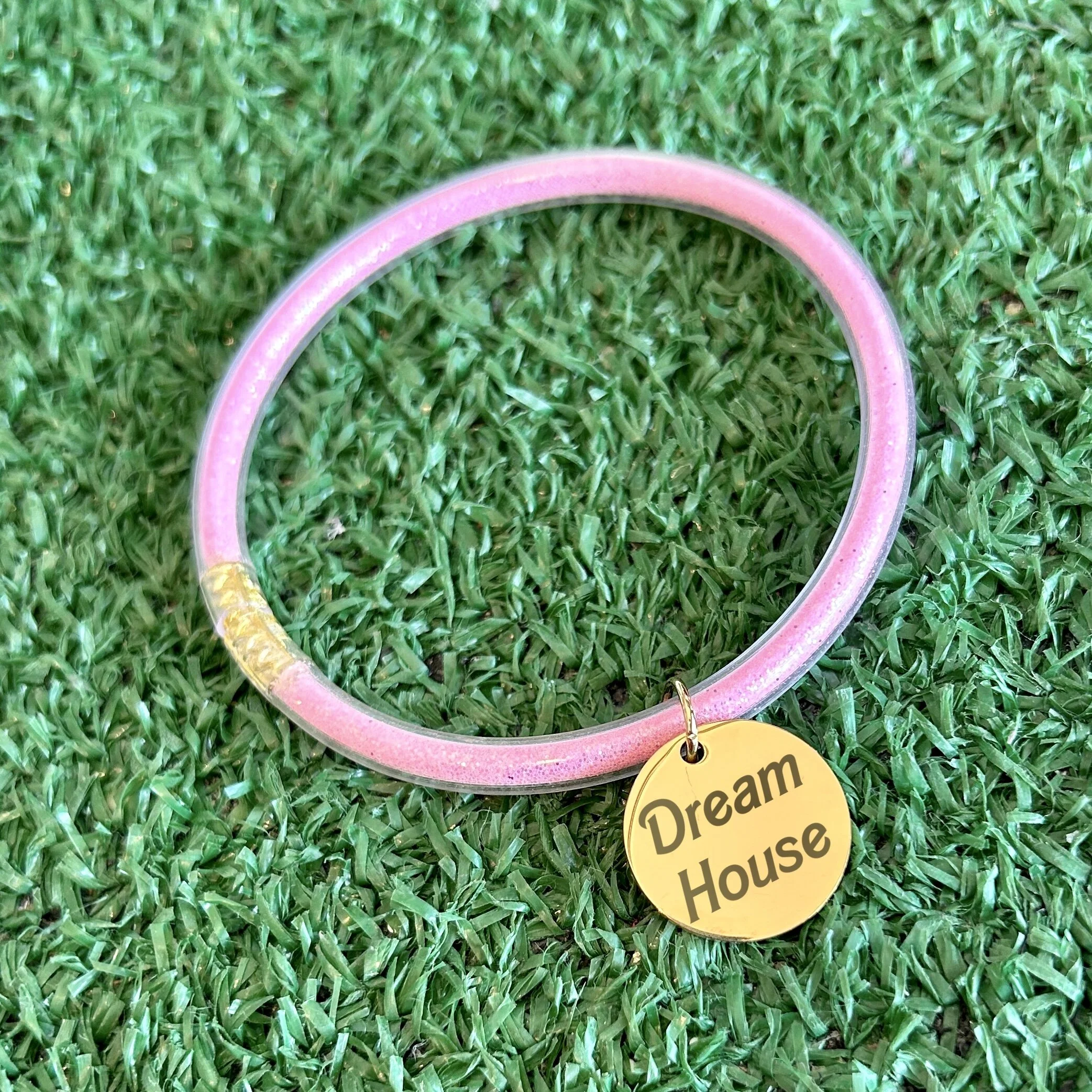 9DC282B7-A73A-4FDA-941B-5566D5AACA4B