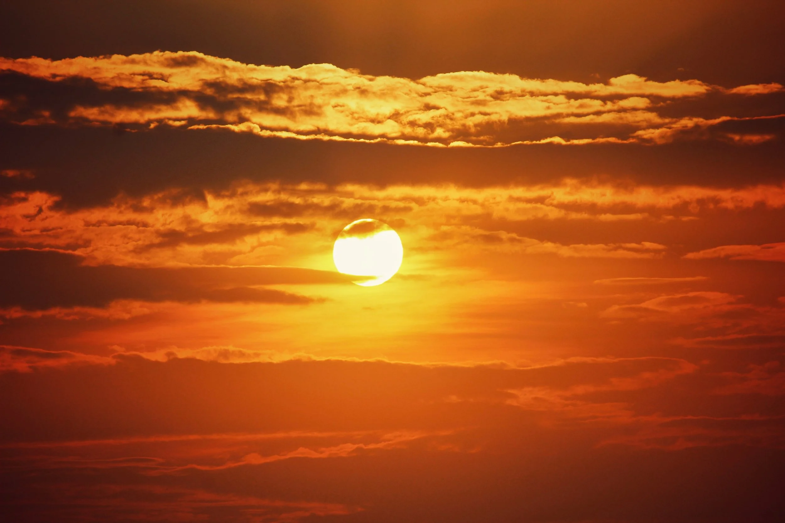backlit-bright-cloud-724507.jpg