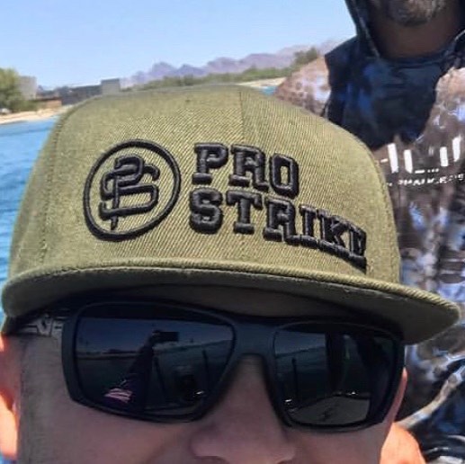 LOOKING FOR THIS HAT. Someone broke into my truck last night and stole my wallet, cash a few other items including ALL my hats. The below is a one of kind hat. So keep your eyes out around Mesa and all close by neighborhoods.
Hunter green with black 