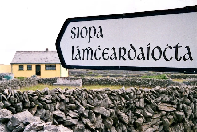 aran_sign.jpg