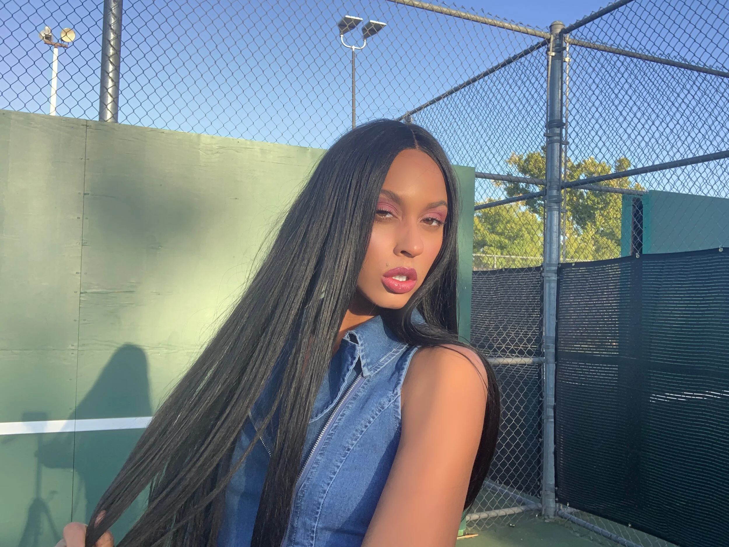 Facetune_14-09-2019-05-13-20.jpg