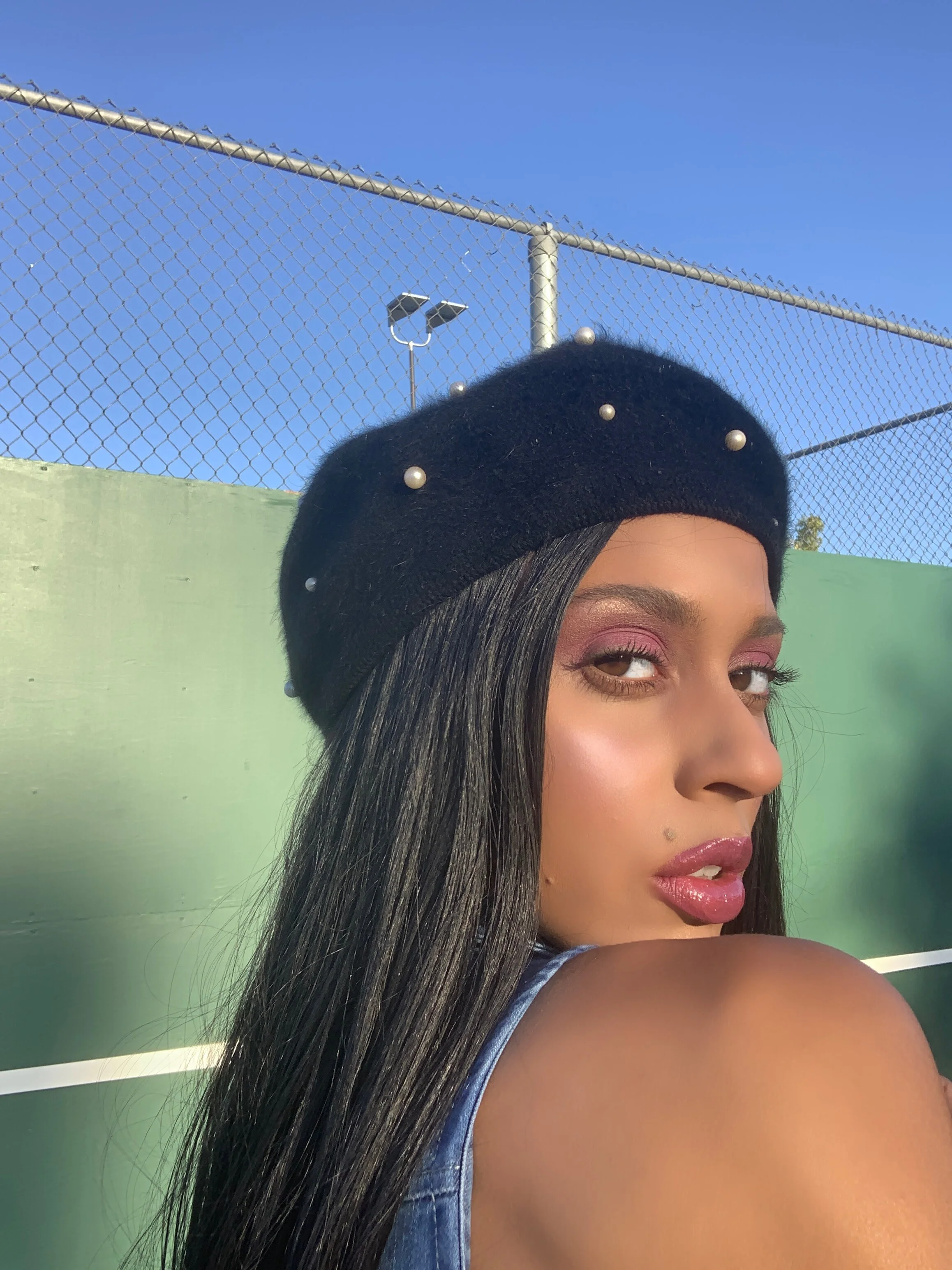 Facetune_13-09-2019-17-59-06.jpg