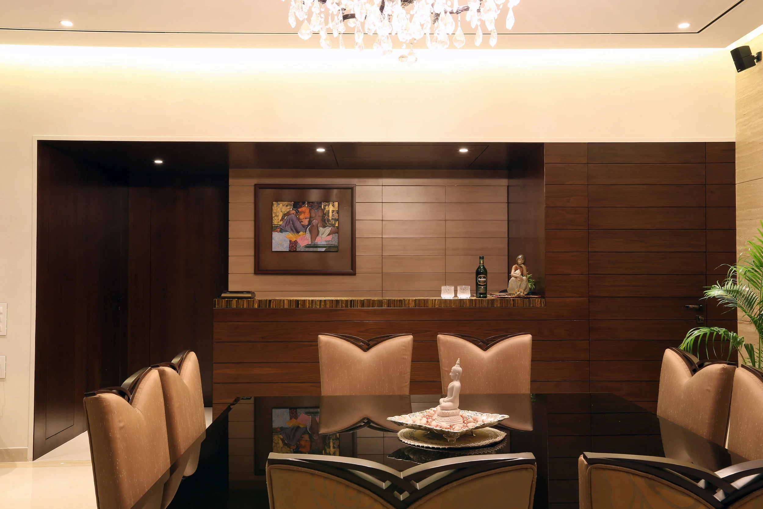 3 - Bar area - Bar back closed.jpg