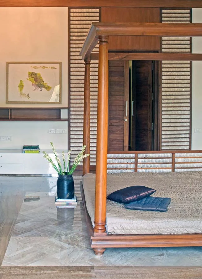 07-UpperDeck- Bedroom 2.jpg