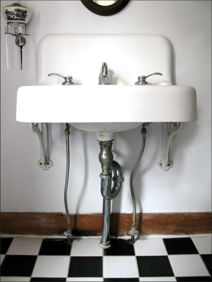 Creative Ways To Utilise The Under-Sink Areas In Your Bathroom And