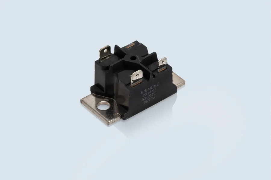 Serie HPP-150 - 150W résistance selon VDE 0160 et UL94-V0.