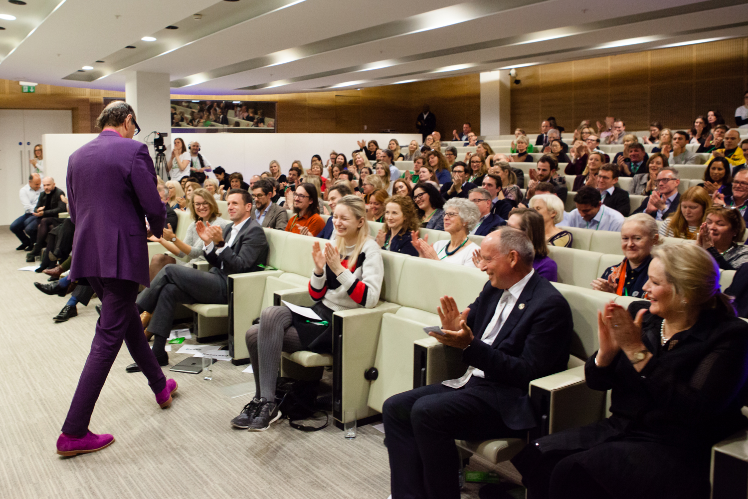 Robin Wight gets a round of applause from the Minds@Work