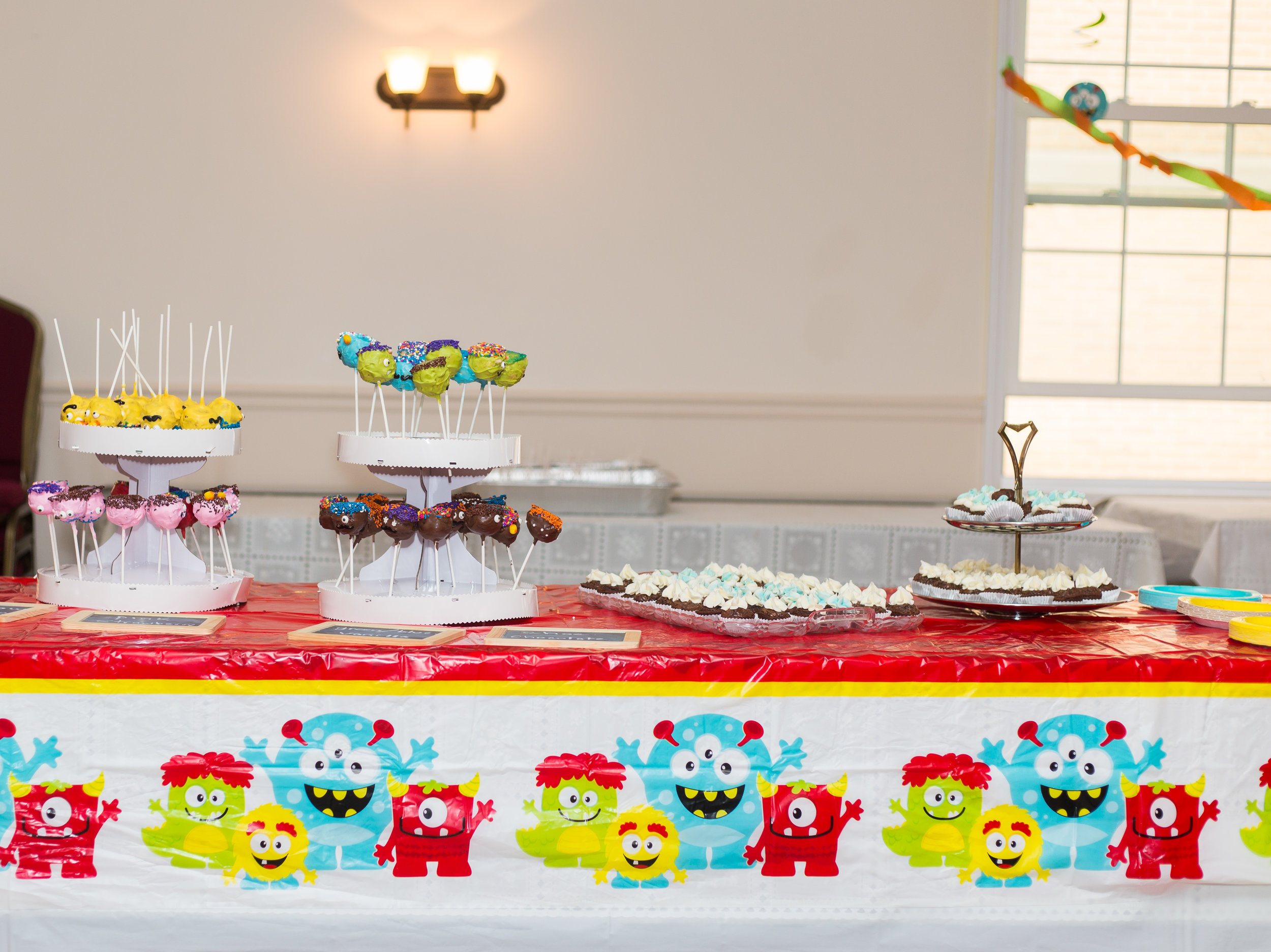 Myles' First Birthday- Blog Post-7.jpg