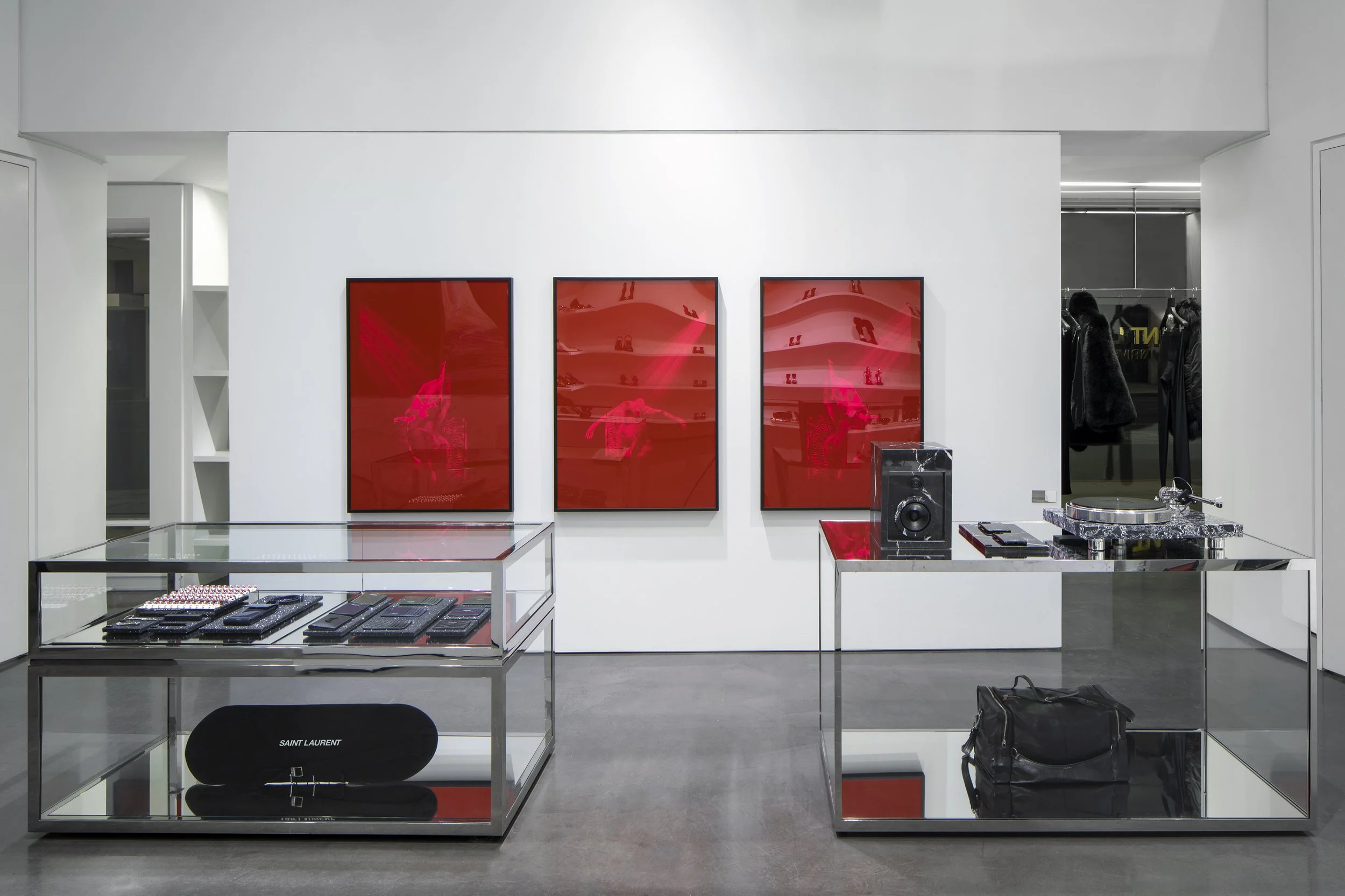 SAINT LAURENT RIVE DROITE_RENATO_DAGOSTIN_EXHIBITION_LA_08_HR.jpg
