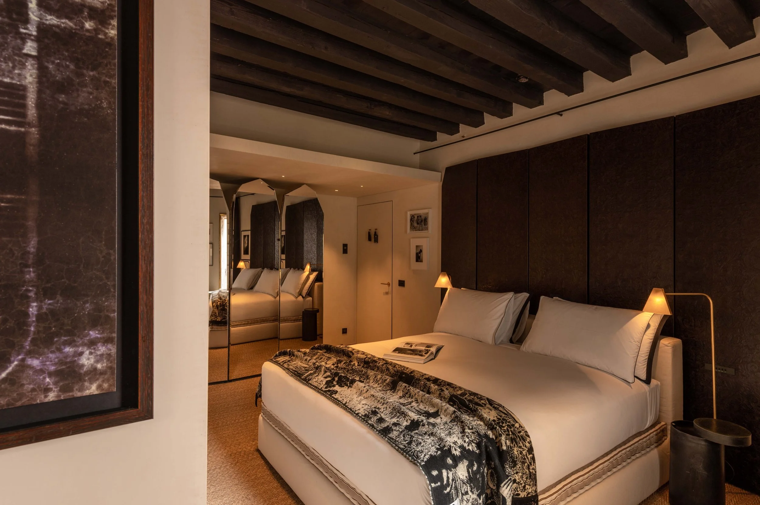 The-Vanishing-Dream-2_Courtesy-The-Venice-Venice-Hotel-and-Bigaignon.jpg