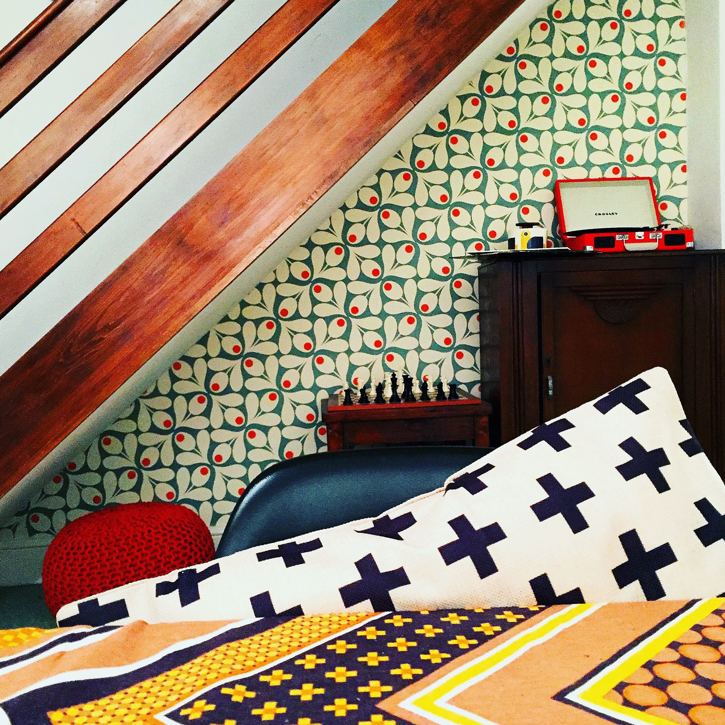 Cross cushions Crosley