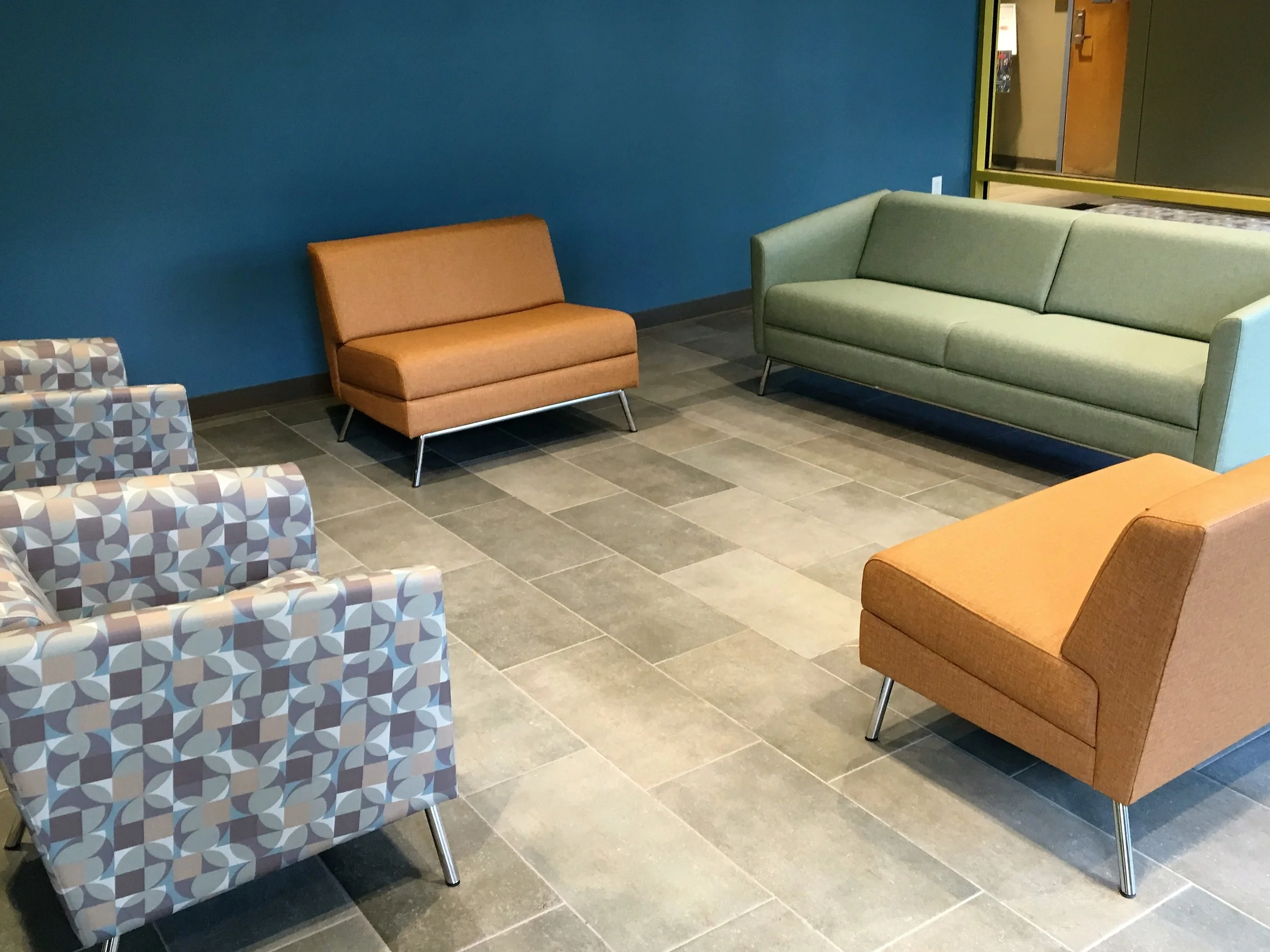 IR WIND Linear Collection with Chrome Base