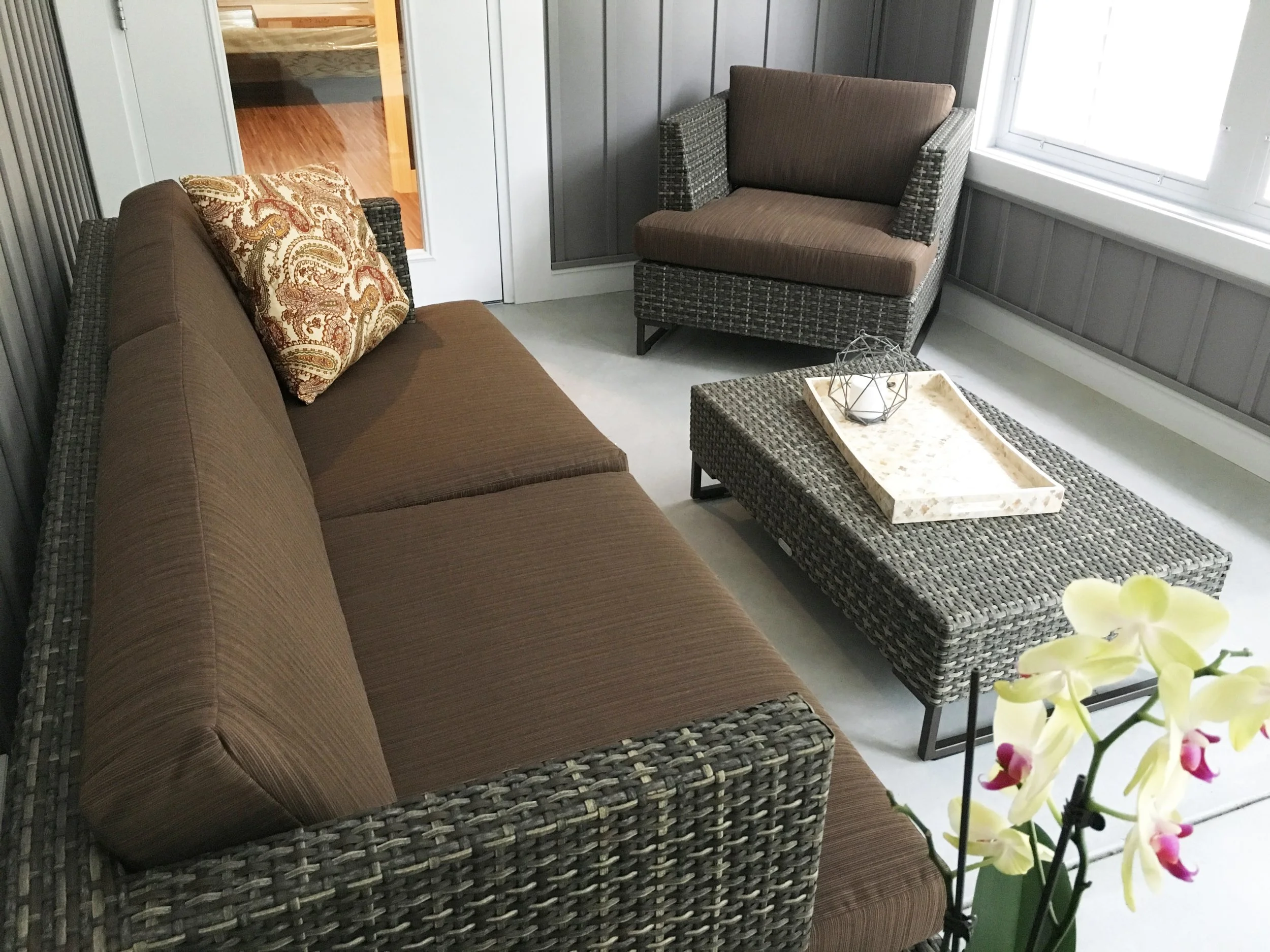 Outdoor Area_2.jpg