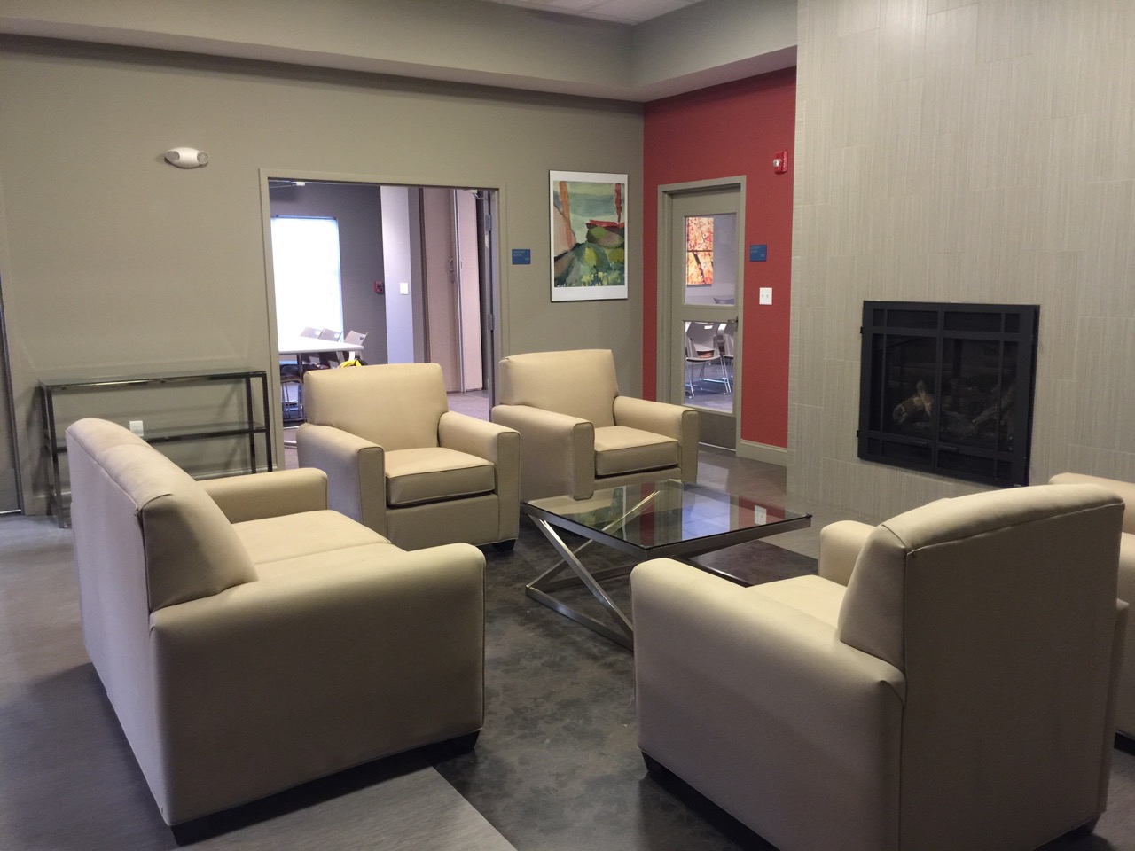 Lounge Area_3.jpeg