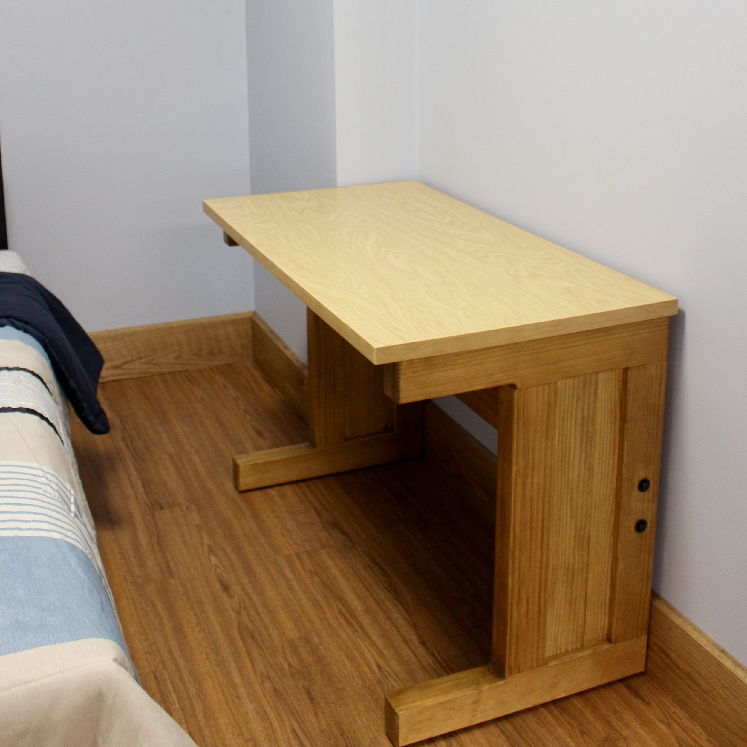 Workstation with Laminate Top