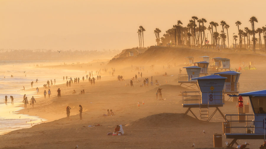 huntington-beach-california-569913963.jpg