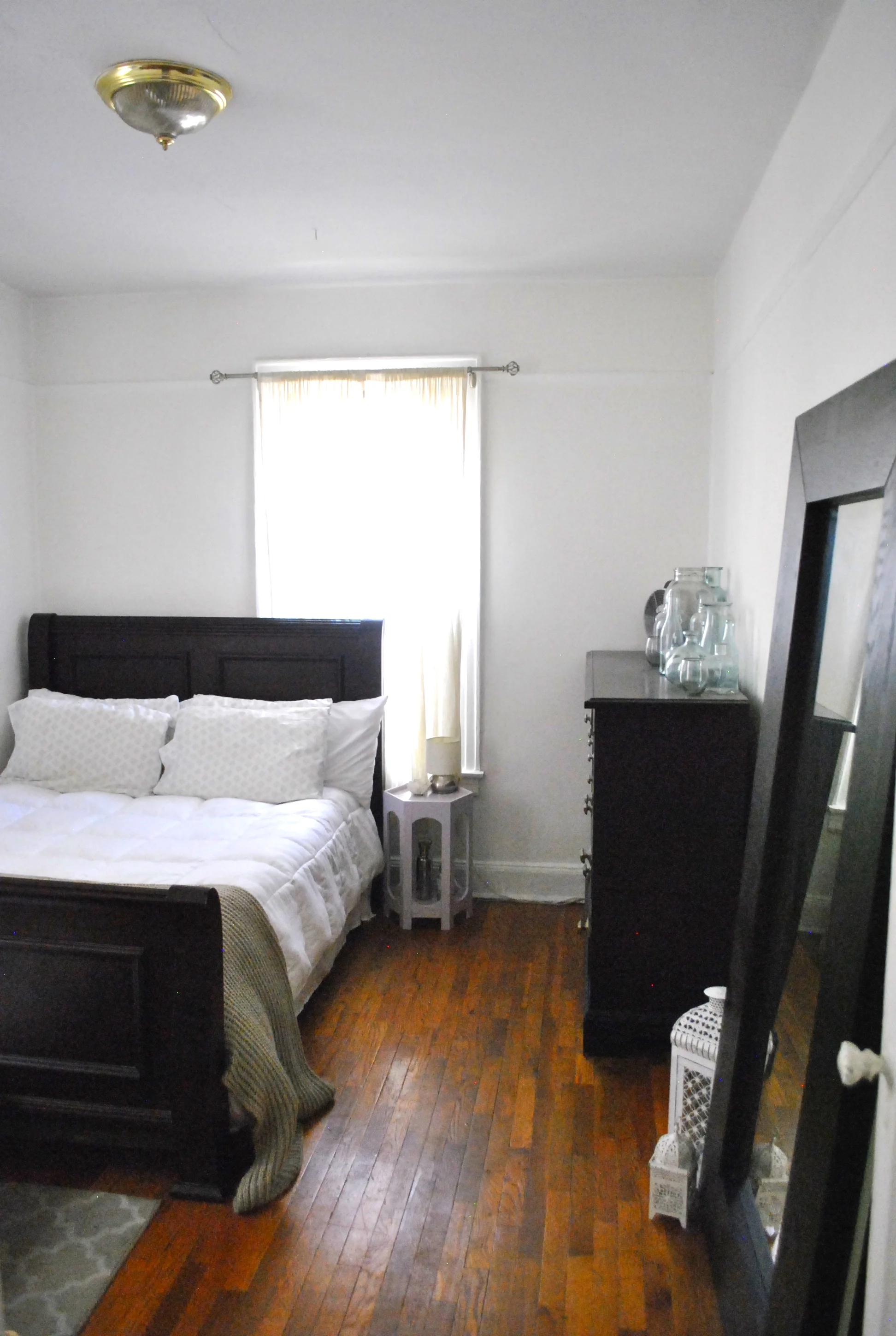 LIC // breezy bedroom