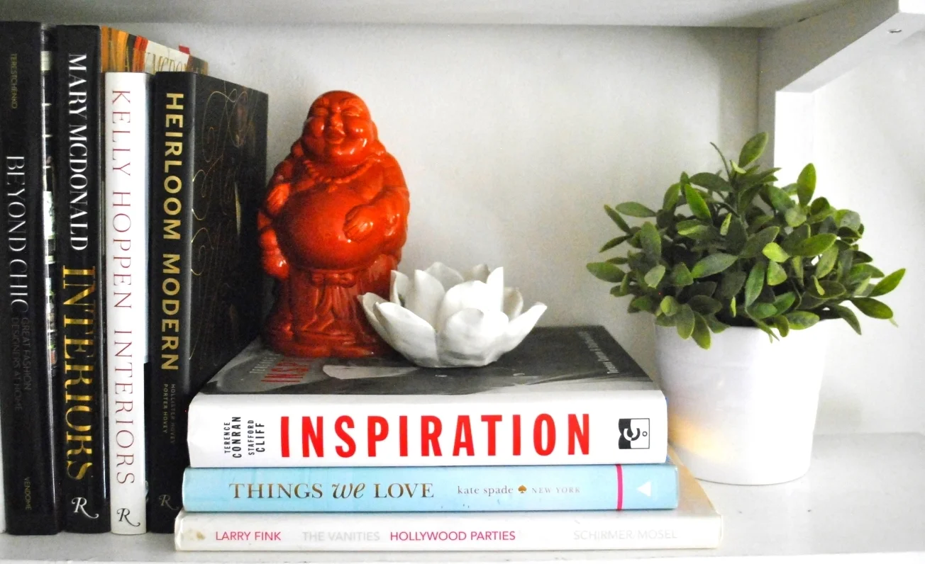 LIC // styled shelf