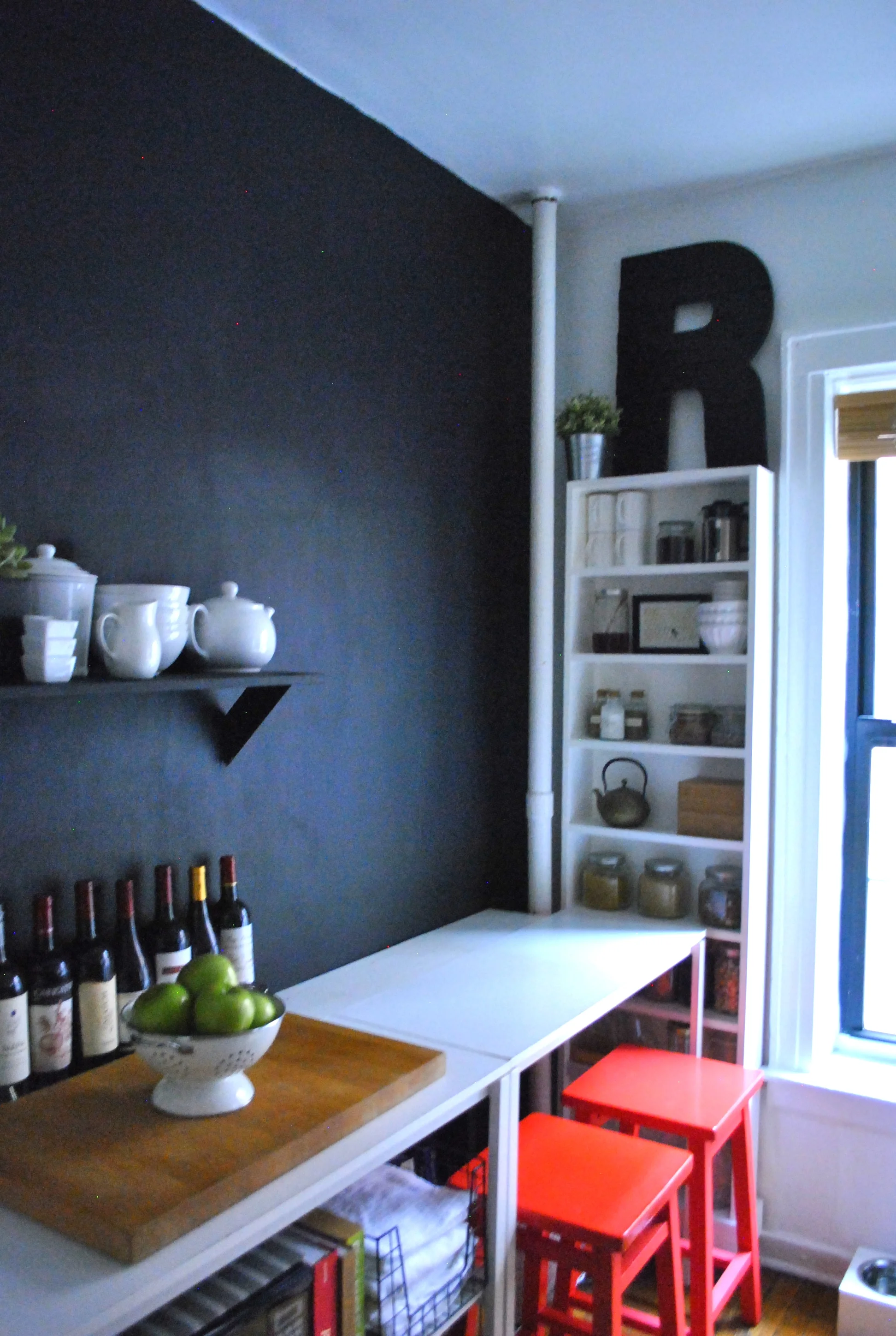 lic // black + white + punchy breakfast nook 