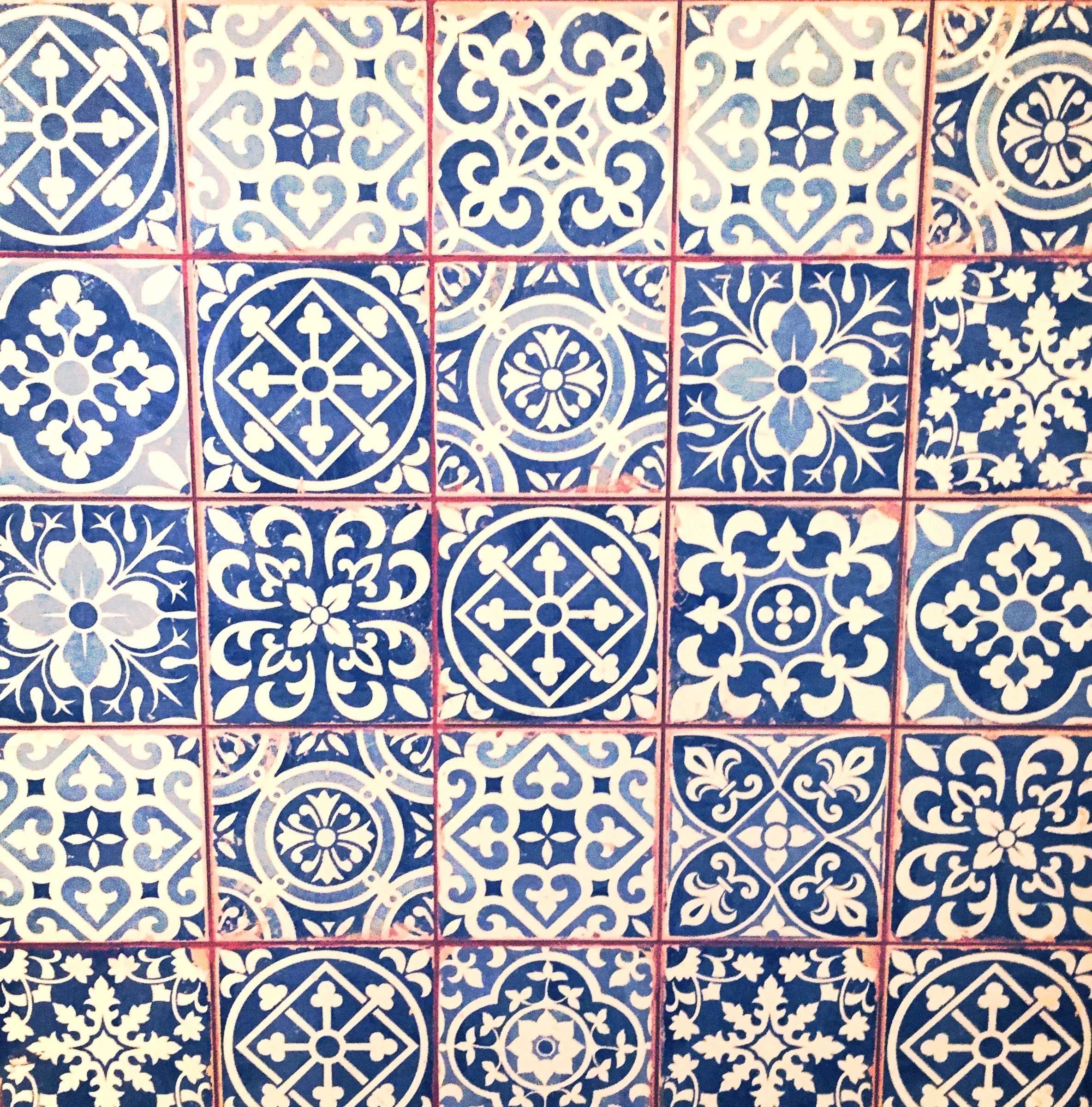  true blue tiles // maman tribeca (nyc)