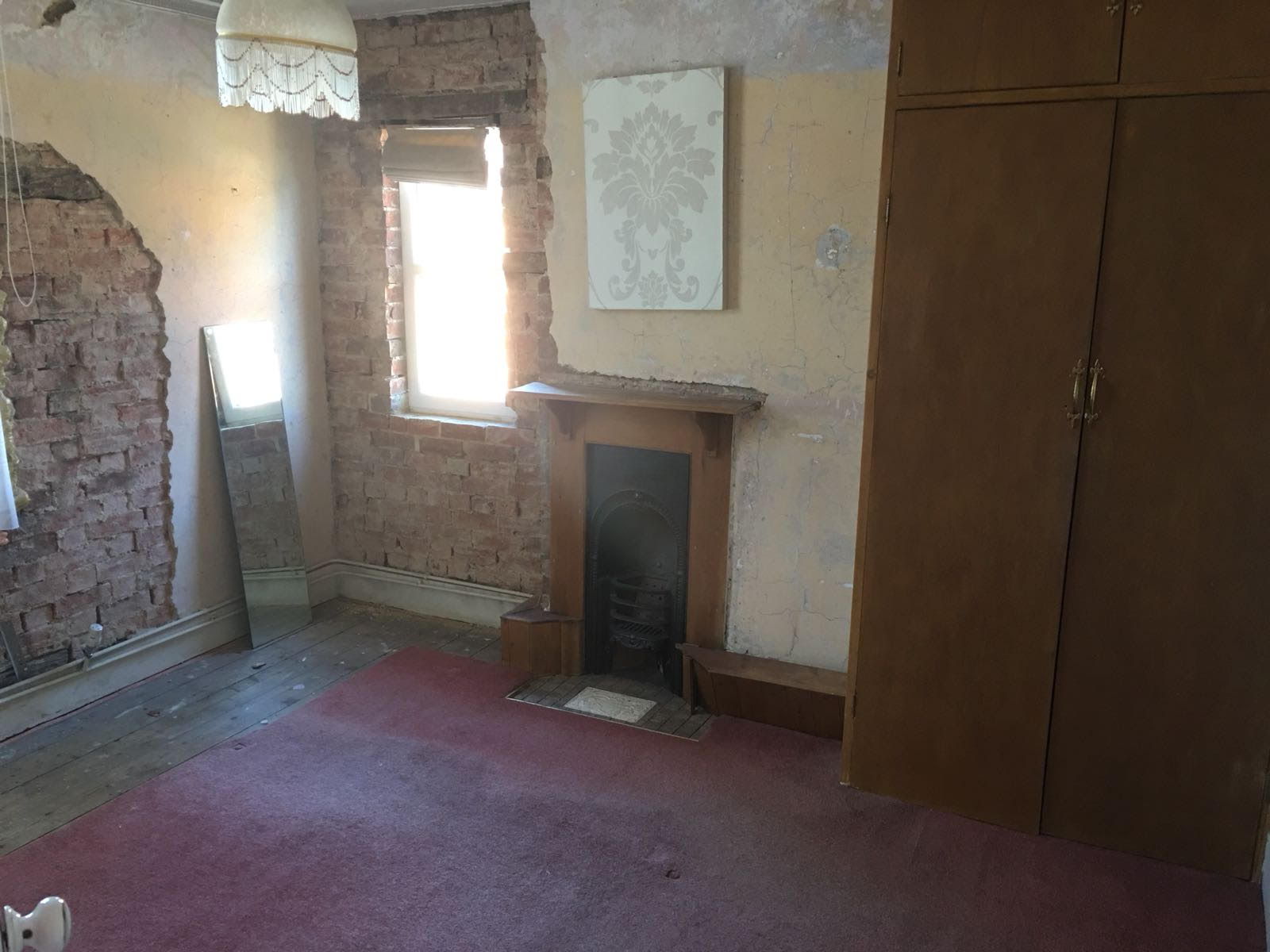 pauls bedroom.jpg