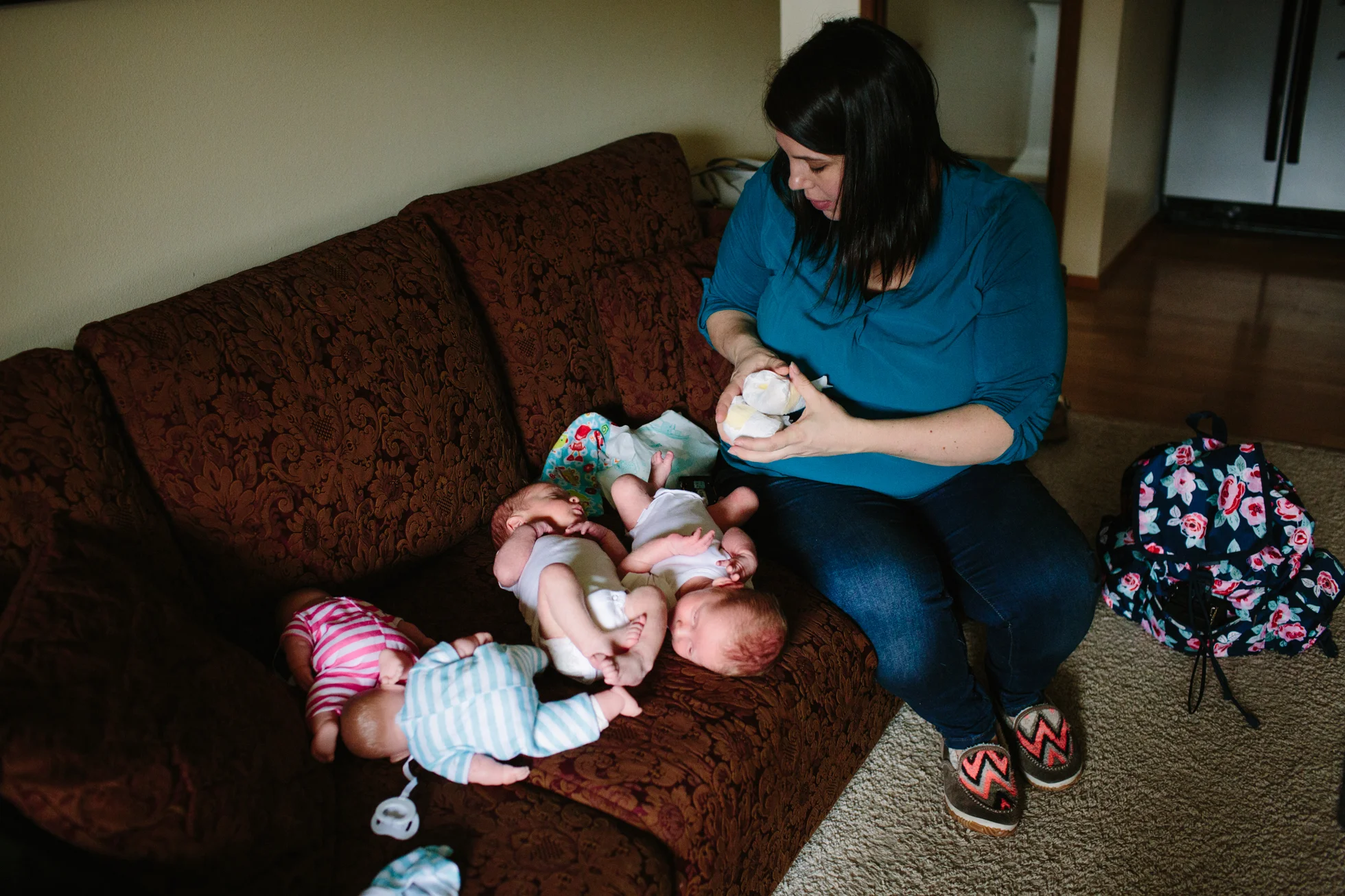 newborn_twins_6_17_web-8.jpg