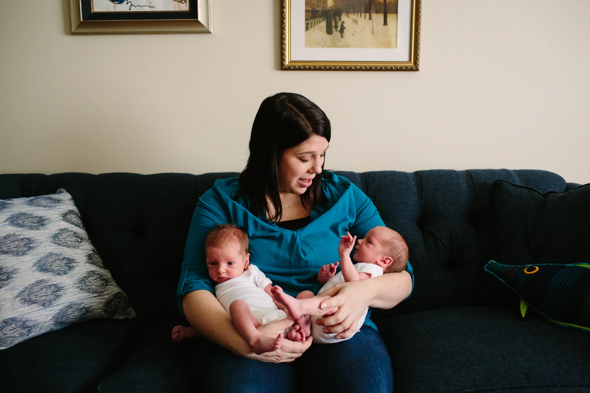 newborn_twins_6_17_web-63.jpg