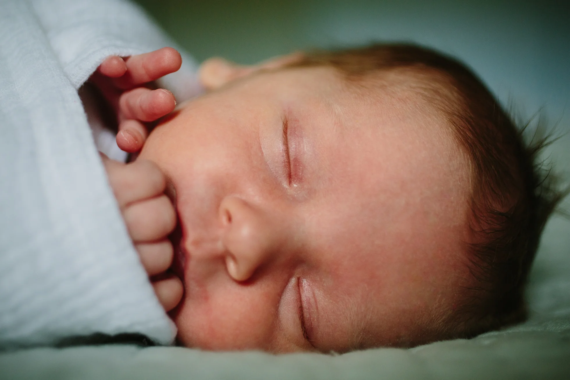 newborn_twins_6_17_web-167.jpg