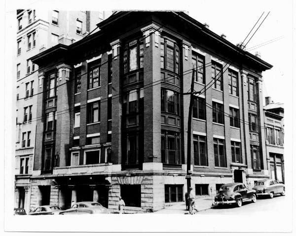 The Mayfield Annex in 1945. 