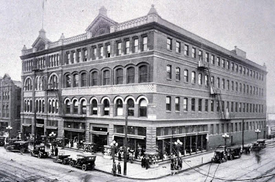 Lovemans department store in 1889.