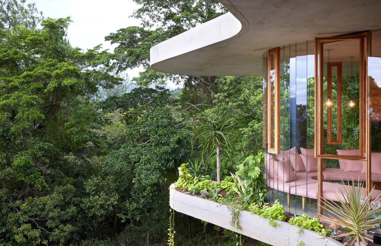 Home of Anne-Marie Campagnolo & Jesse Bennett
