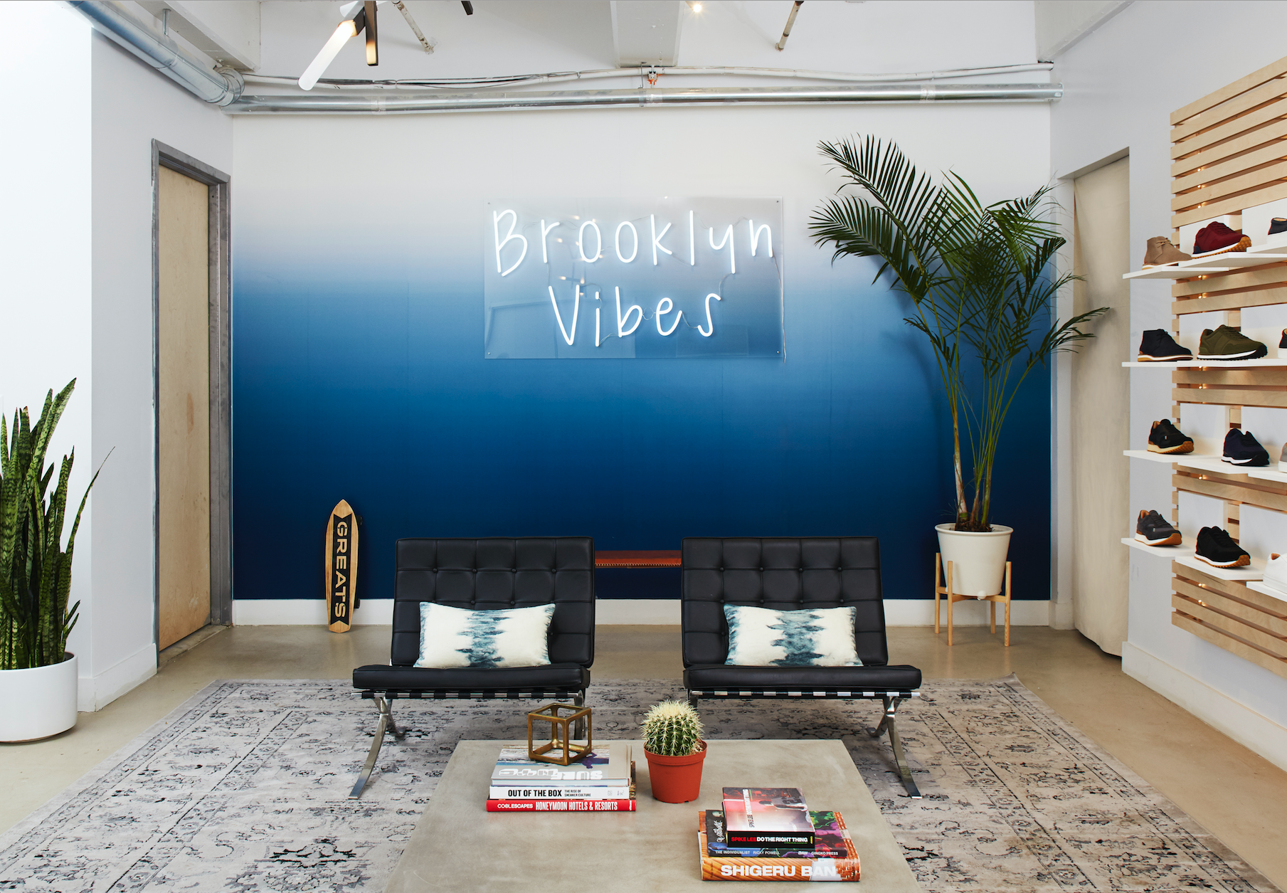 modern NYC retail interior design by Lorla Studio