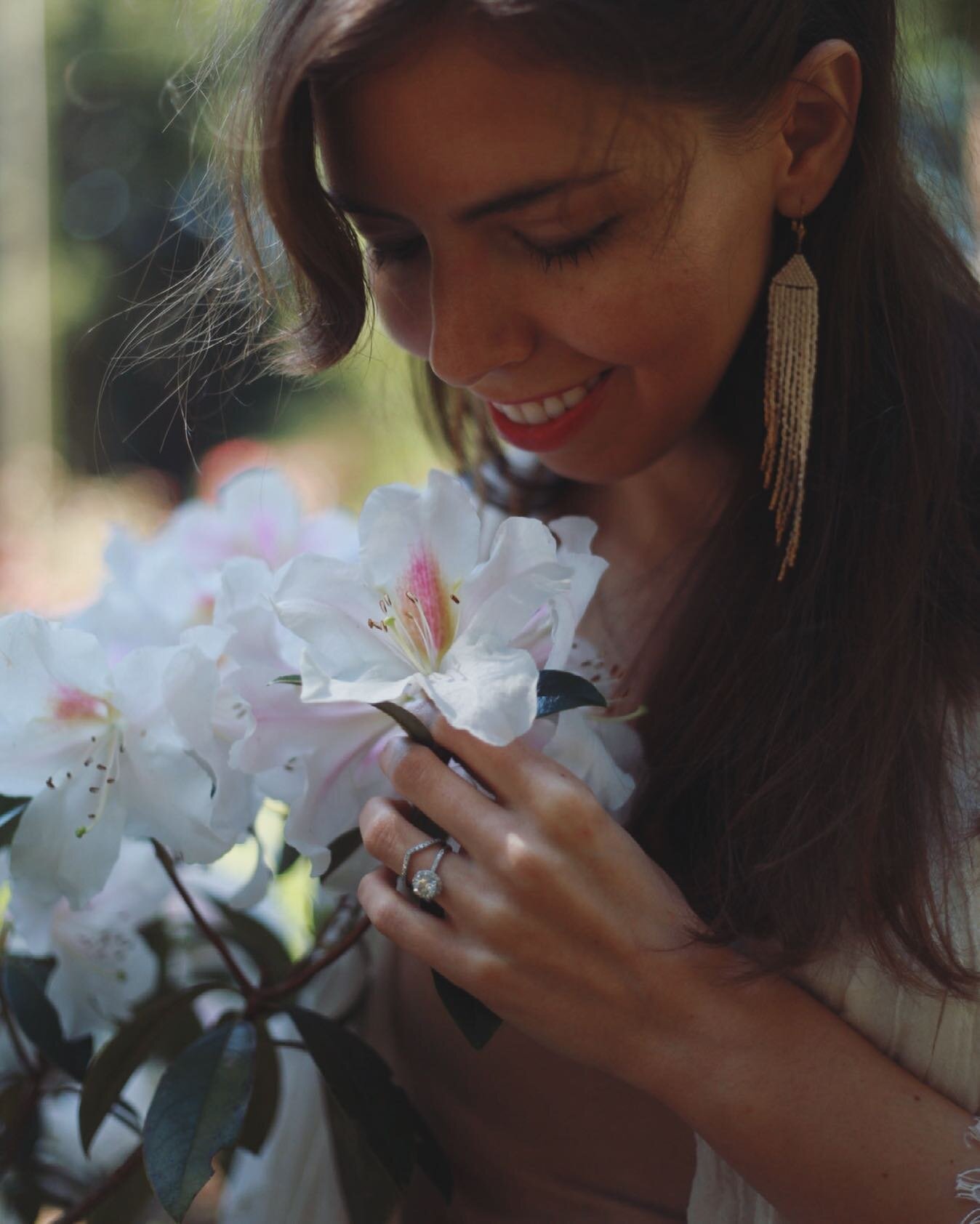 What is the role of the Priestess in modern times? It's going to look different for everyone who feels called to this path...
⠀⠀⠀⠀⠀⠀⠀⠀⠀
Lately for me it&rsquo;s been picking up trash on the road. Going on long hikes and praying with the trees. Taking