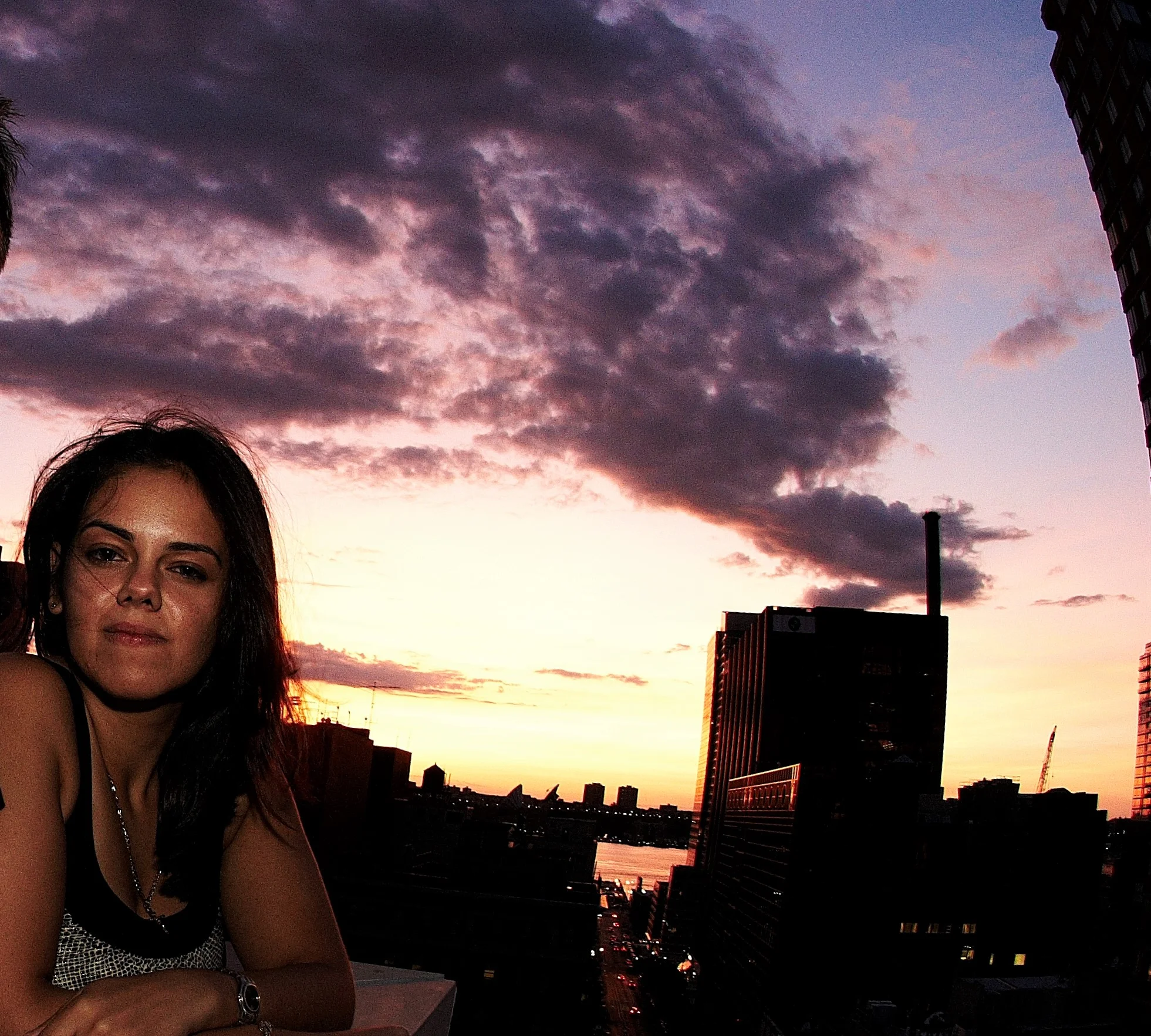 House Grooves Live w/Rissa Garcia