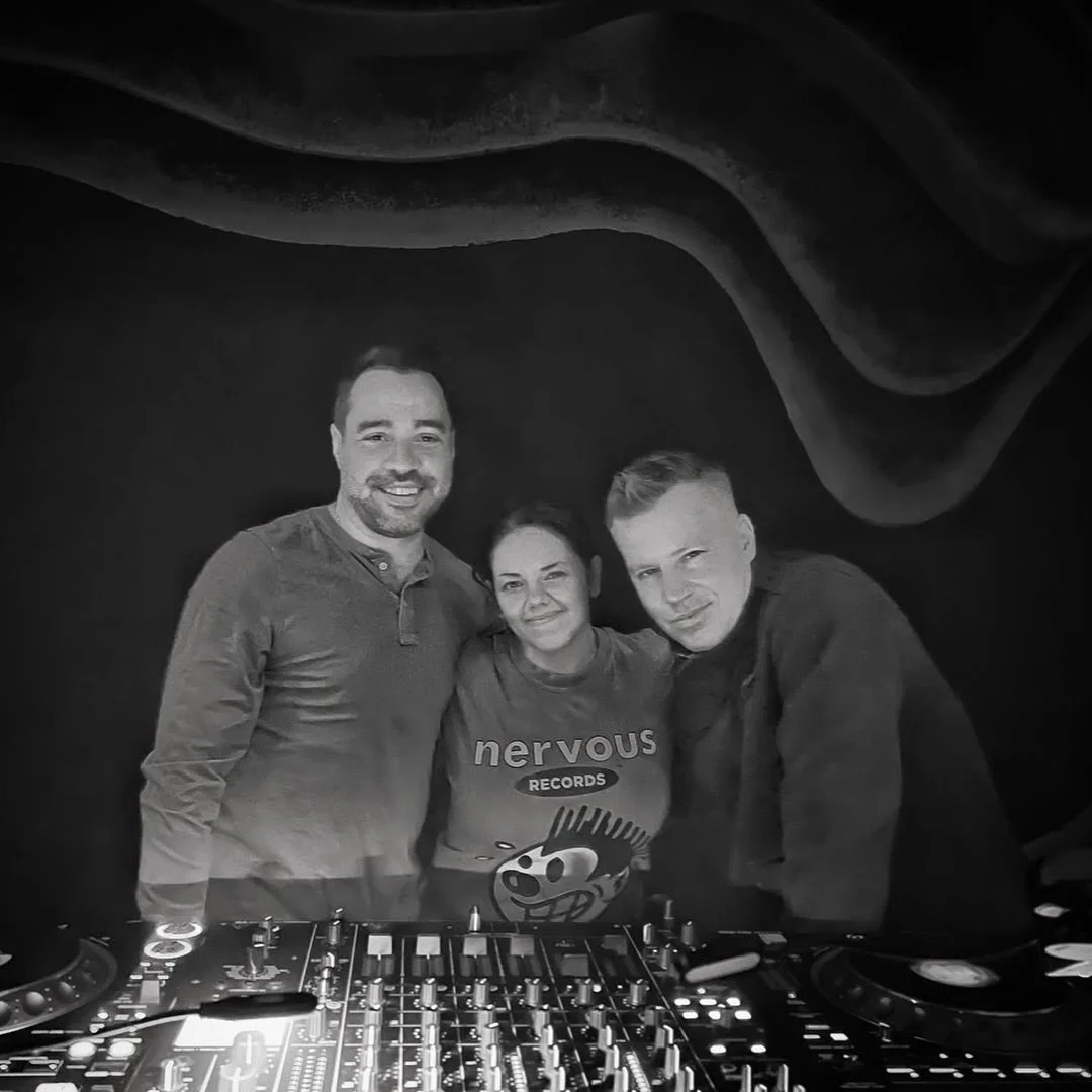 Just wanted to take a minute and give shout to my long time friend, one of my personal fave DJs and mix engineer @ruez_nyc Happy Birthday my funk soul brutha from anutha mutha 😆🥳🎂 from kids on the dance floor to working with some of our heroes its