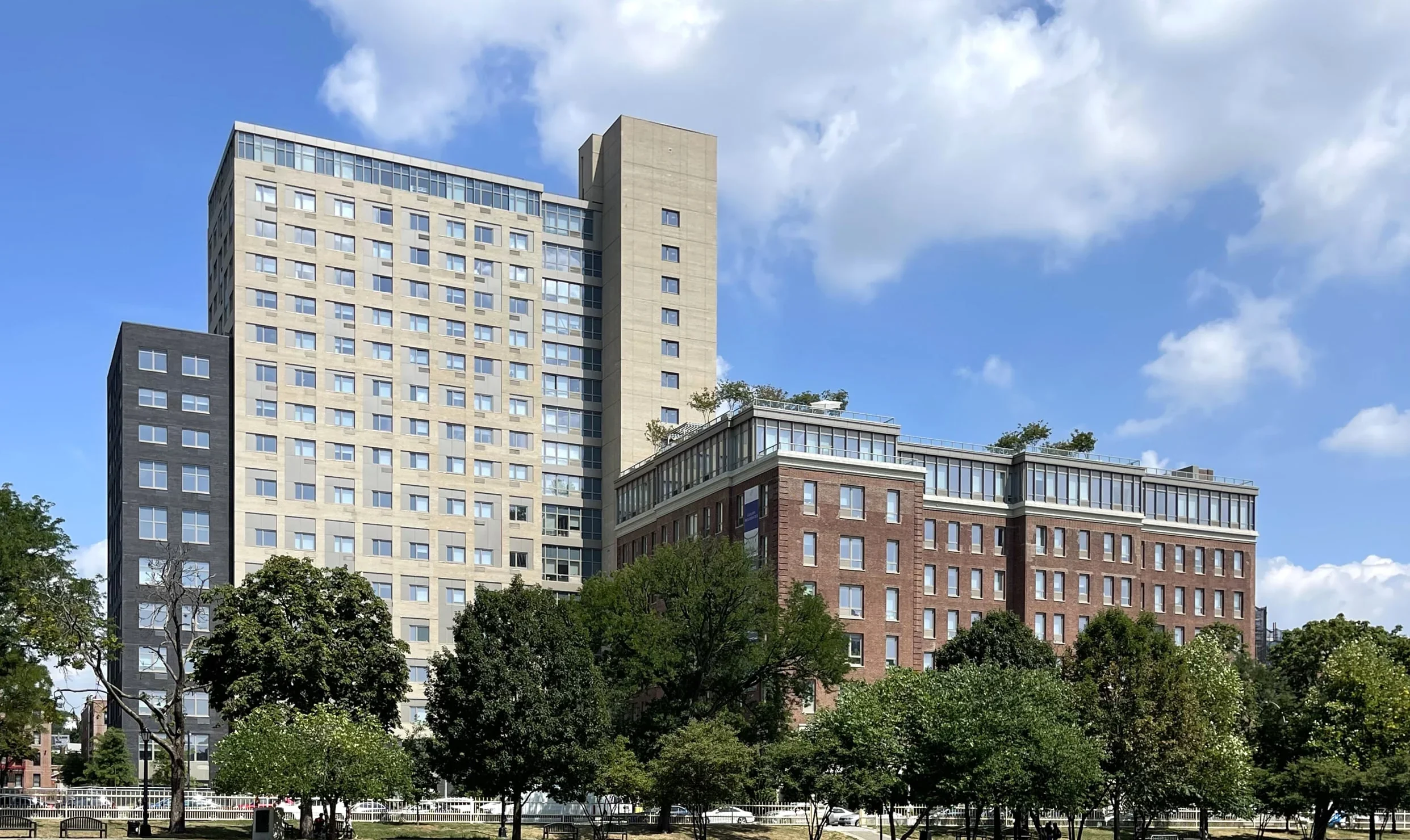 Parkhill-City_Ext_2_Overall-Angle-scaled-e1697040705337.webp