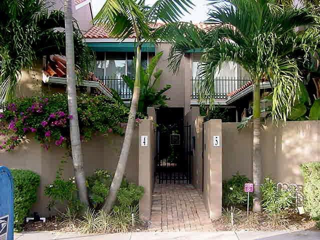 librarymews10.jpg