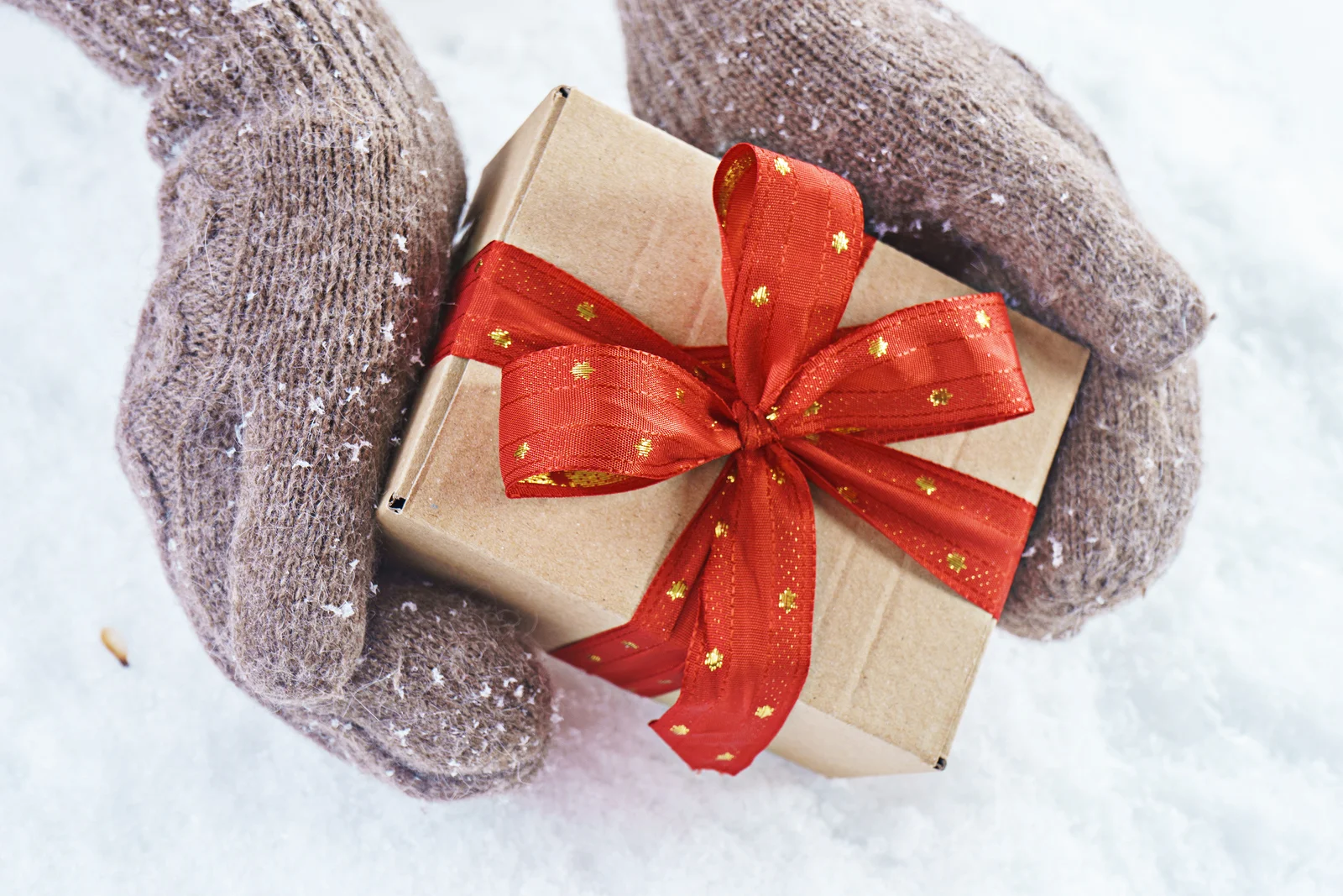 Holiday-Gift-Ideas-Chocolate-Edition-Malleys-Chocolates.jpg