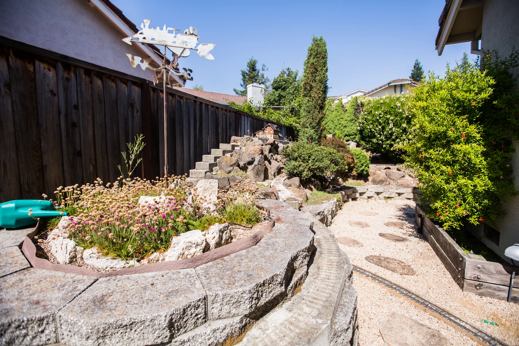 Coltwood_Ct-Small-1030.jpg