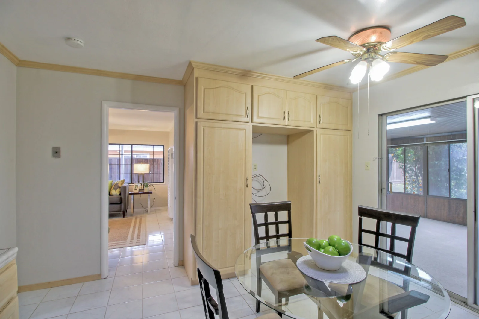 11_F813089_Potts_Drive11_mls.jpg
