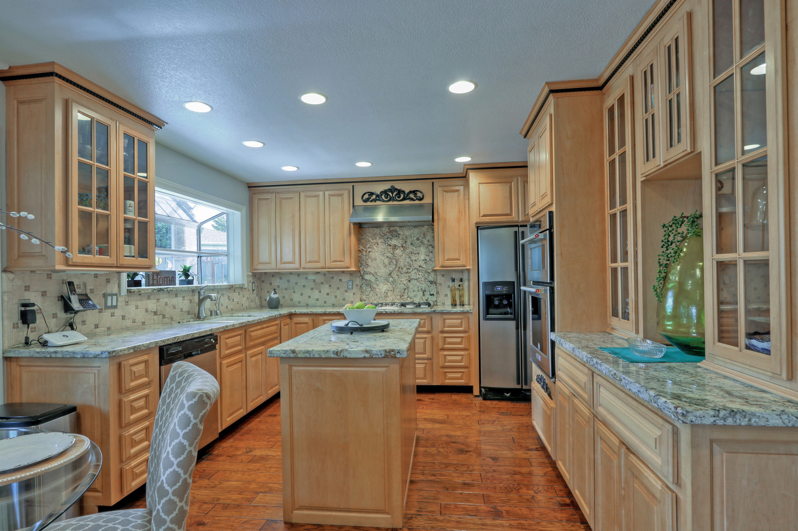11_F83017_Linburn_Ct11_mls.jpg