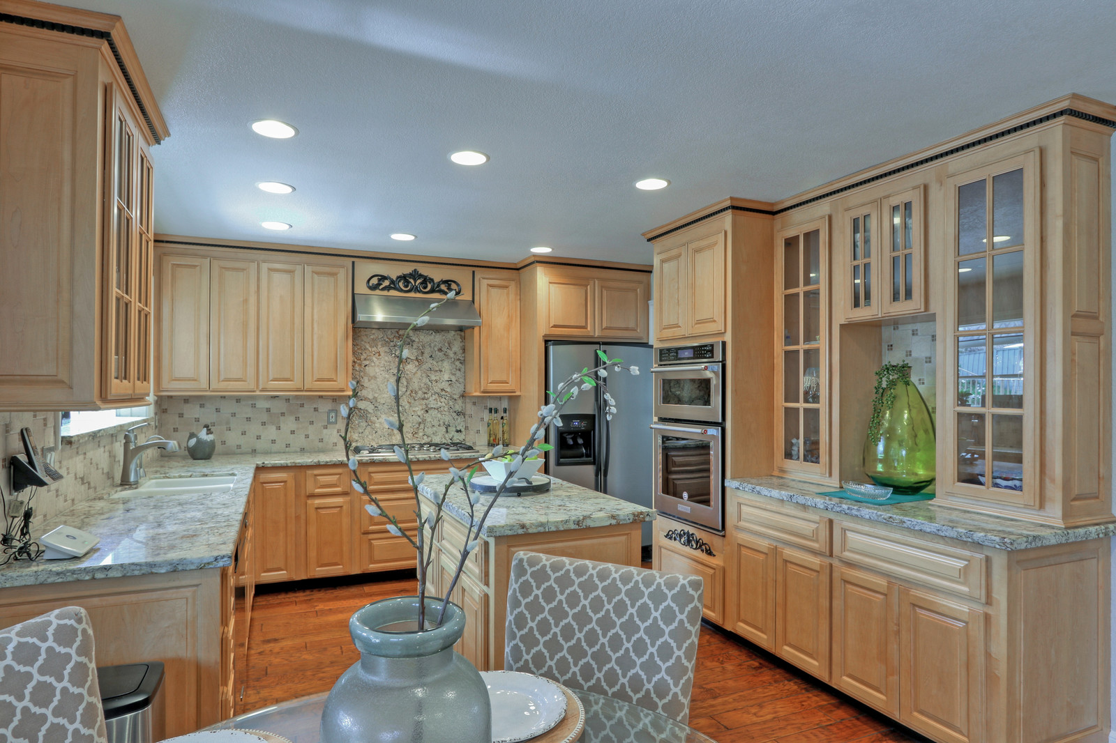 12_F83017_Linburn_Ct12_mls.jpg