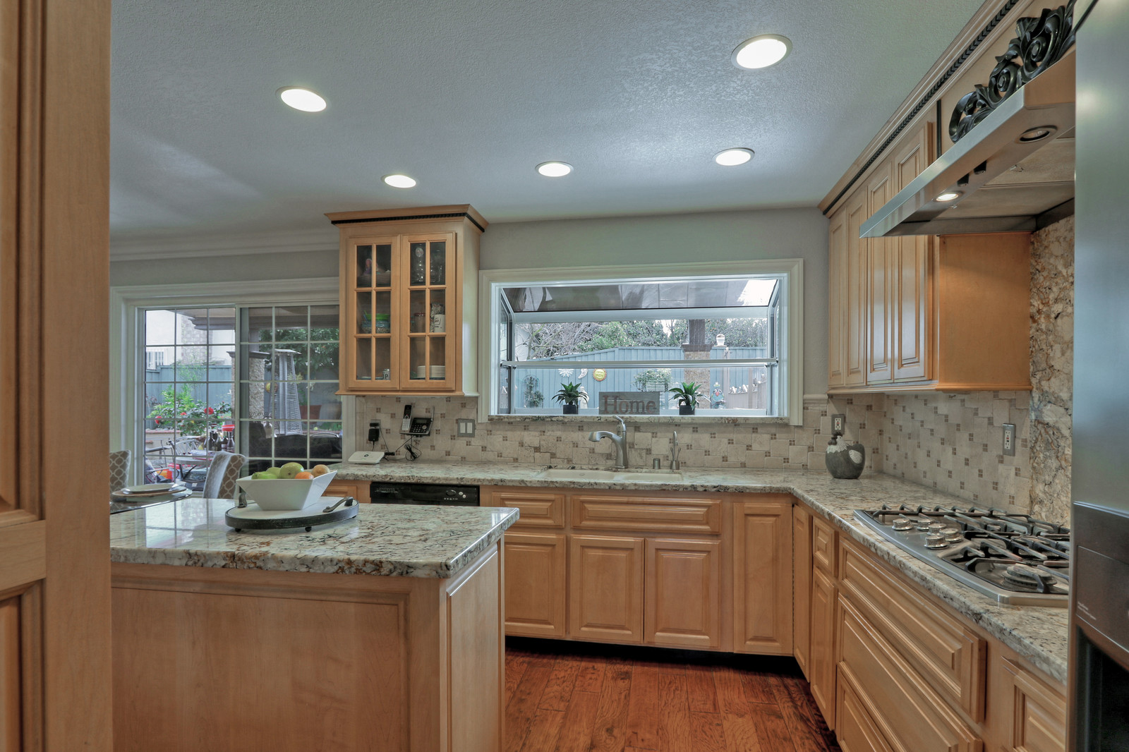 13_F83017_Linburn_Ct13_mls.jpg