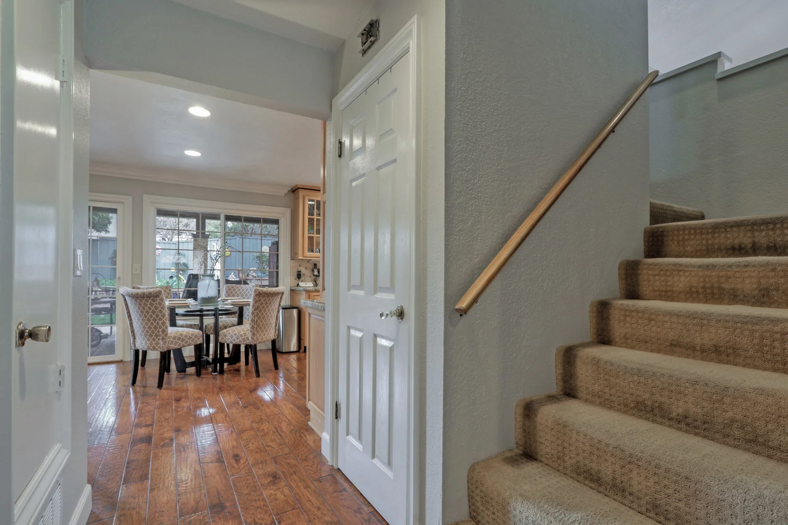19_F83017_Linburn_Ct19_mls.jpg