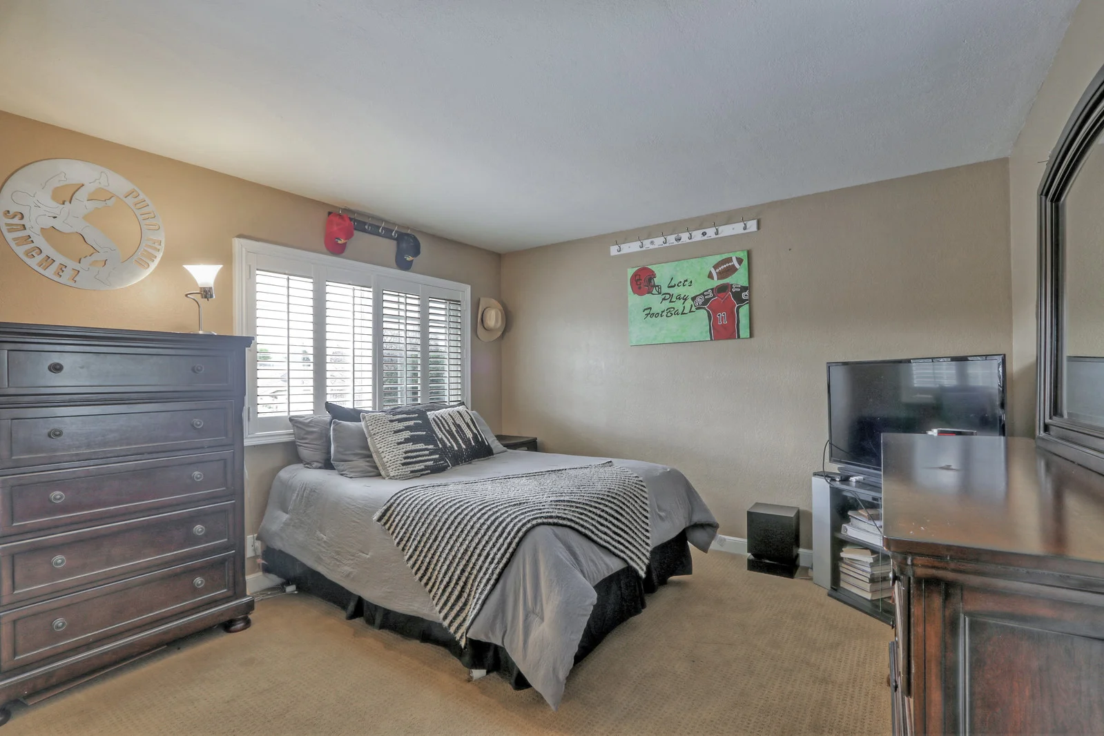 27_F83017_Linburn_Ct27_mls.jpg