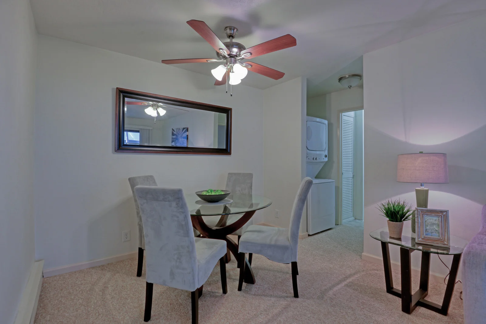 13_F81055_N_Capitol_Ave12_mls.jpg