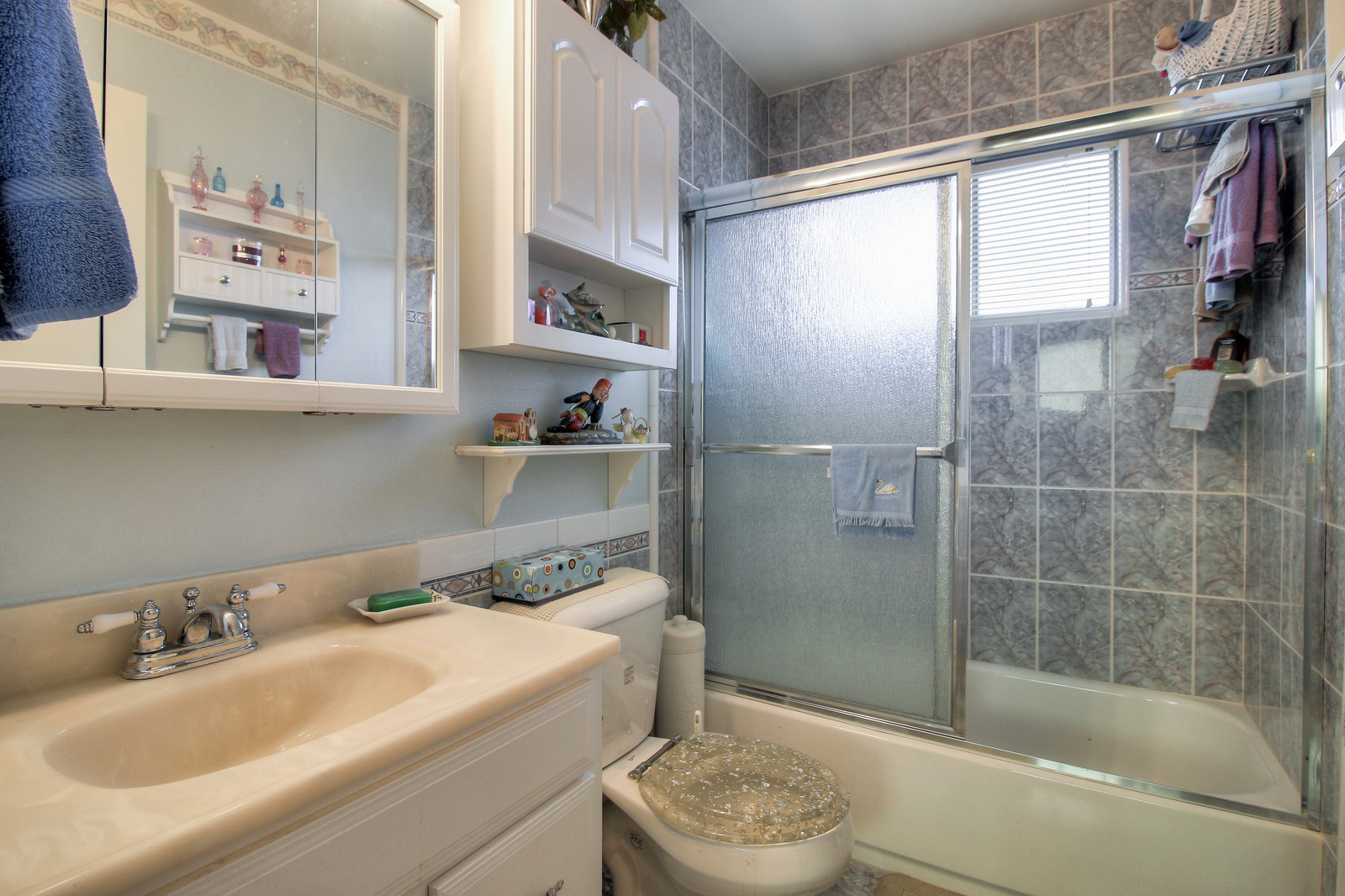 32_F82950_Roberta_Ct32_mls.jpg