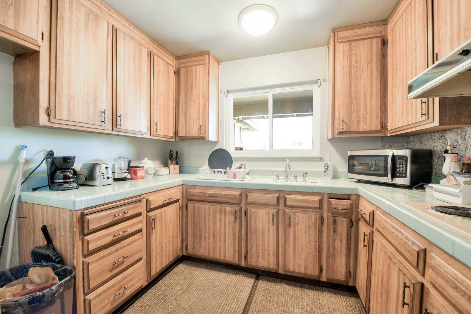 10_f8167611927510_mls.jpg